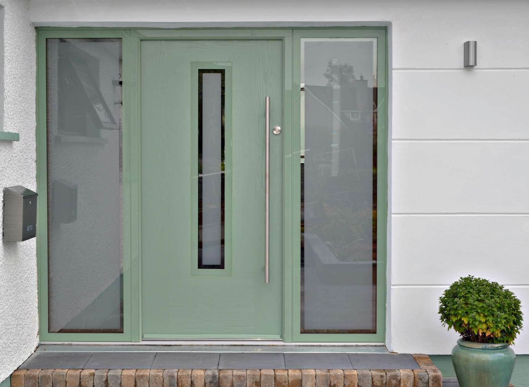 Apeer Composite Doors